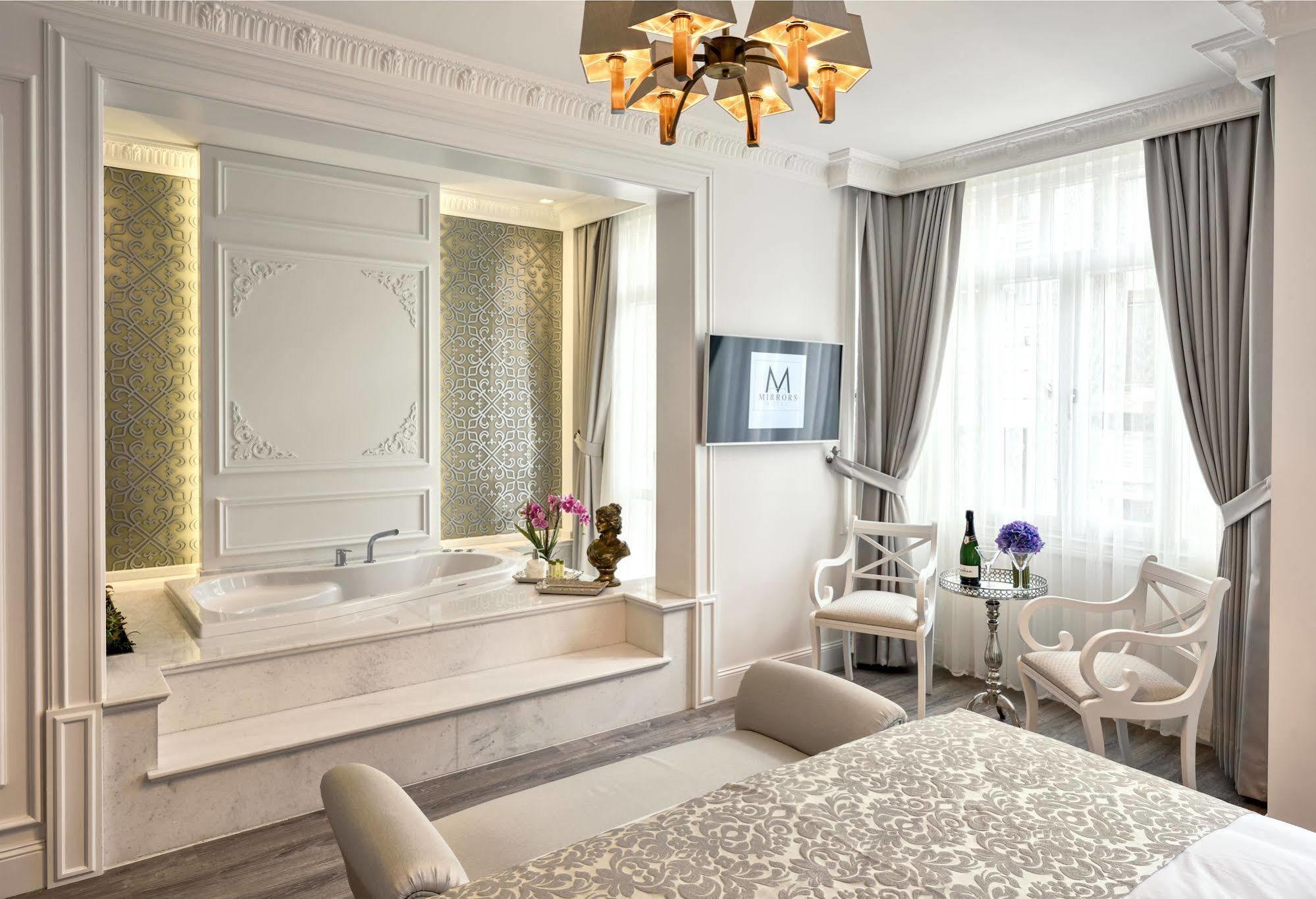 Mirrors Hotel Istanbul Eksteriør bilde